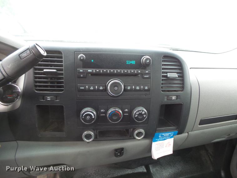 image for item DB8177 2009 Chevrolet Silverado 2500HD Ext. Cab pickup truck