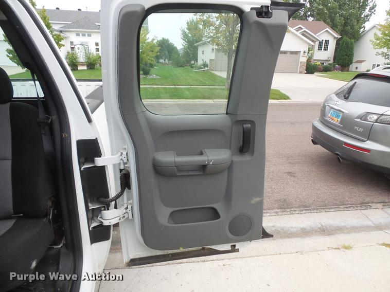 image for item DB8177 2009 Chevrolet Silverado 2500HD Ext. Cab pickup truck