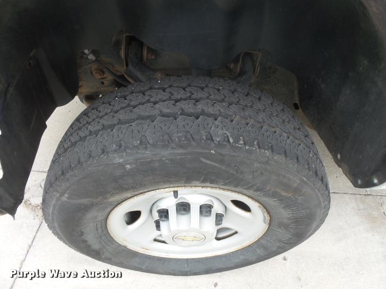 image for item DB8177 2009 Chevrolet Silverado 2500HD Ext. Cab pickup truck