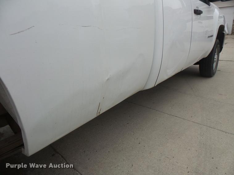 image for item DB8177 2009 Chevrolet Silverado 2500HD Ext. Cab pickup truck