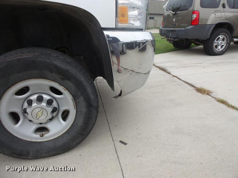 image for item DB8177 2009 Chevrolet Silverado 2500HD Ext. Cab pickup truck
