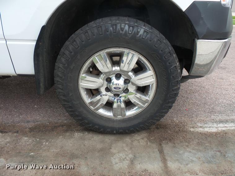 image for item DB8178 2012 Ford F150 Lariat SuperCab pickup truck