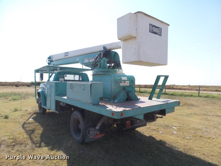 image for item DC3923 1976 Chevrolet C60 bucket truck
