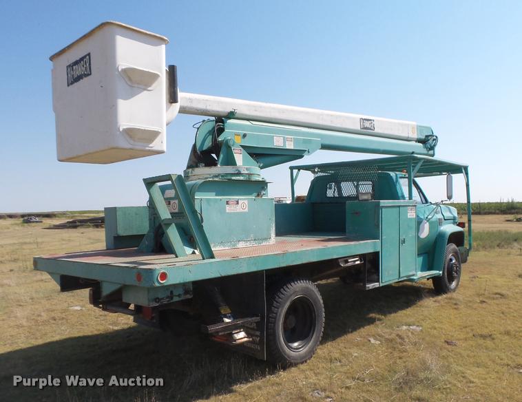 image for item DC3923 1976 Chevrolet C60 bucket truck