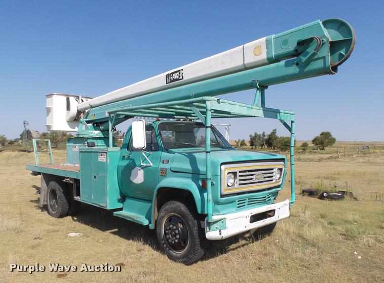 image for item DC3923 1976 Chevrolet C60 bucket truck
