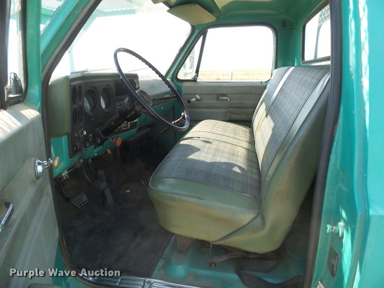 image for item DC3923 1976 Chevrolet C60 bucket truck