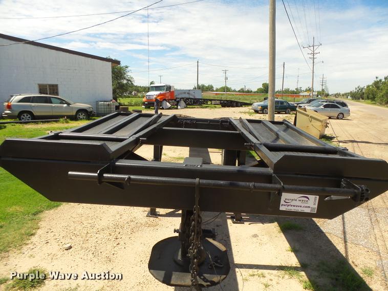 1997 UHaul car carrier trailer in Liberal, KS Item DC3928 sold