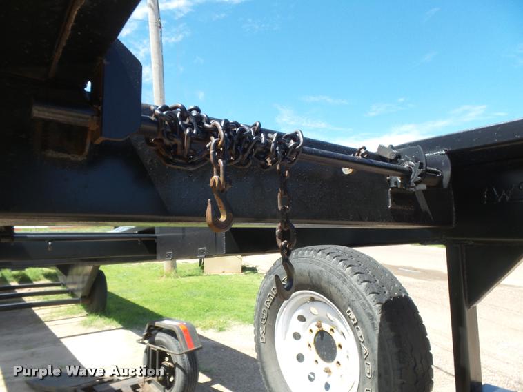 image for item DC3928 1997 U-Haul car carrier trailer