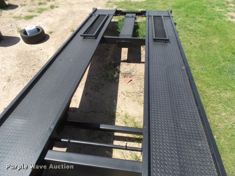 image for item DC3928 1997 U-Haul car carrier trailer