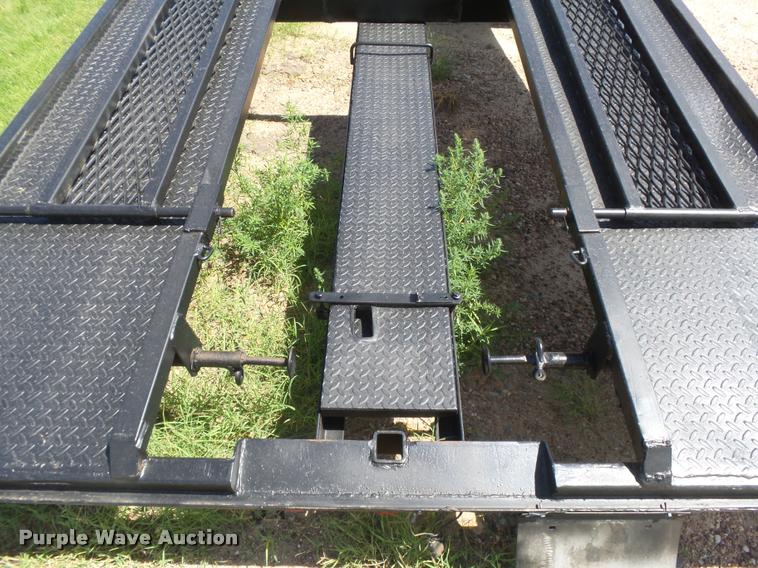 image for item DC3928 1997 U-Haul car carrier trailer