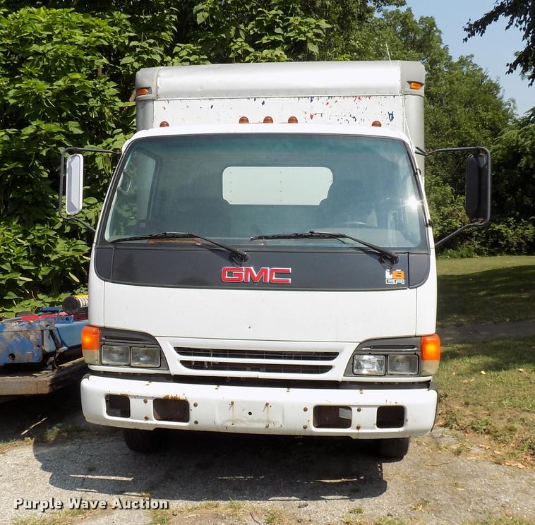image for item DC4927 2002 GMC W3500 box truck