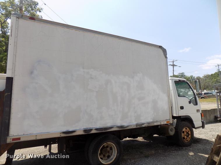 image for item DC4927 2002 GMC W3500 box truck