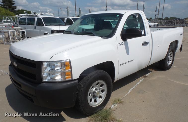 image for item DC5378 2009 Chevrolet Silverado 1500 pickup truck