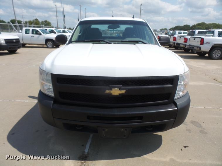image for item DC5379 2011 Chevrolet Silverado 1500 Ext. Cab pickup truck