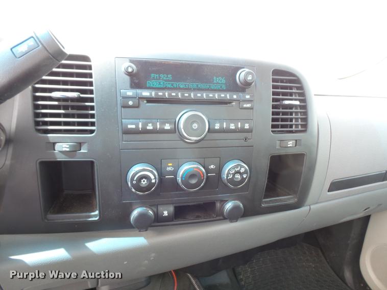 image for item DC5380 2011 Chevrolet Silverado 1500 Ext. Cab pickup truck