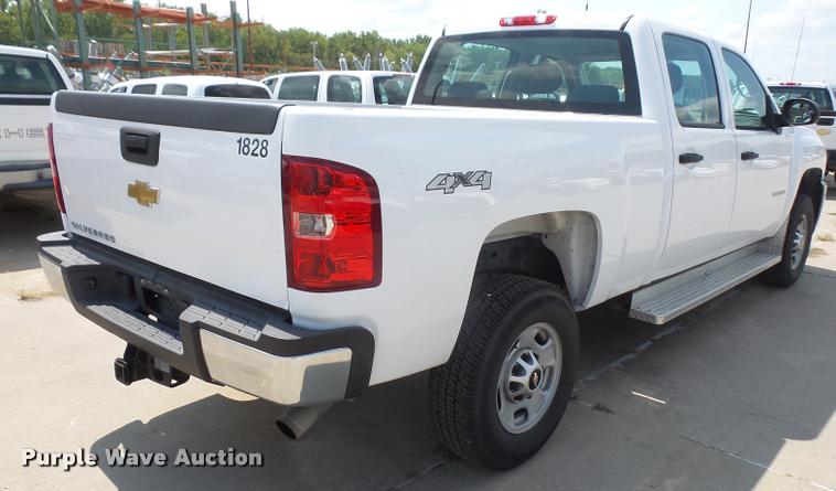 image for item DC5381 2011 Chevrolet Silverado 2500HD Crew Cab pickup truck
