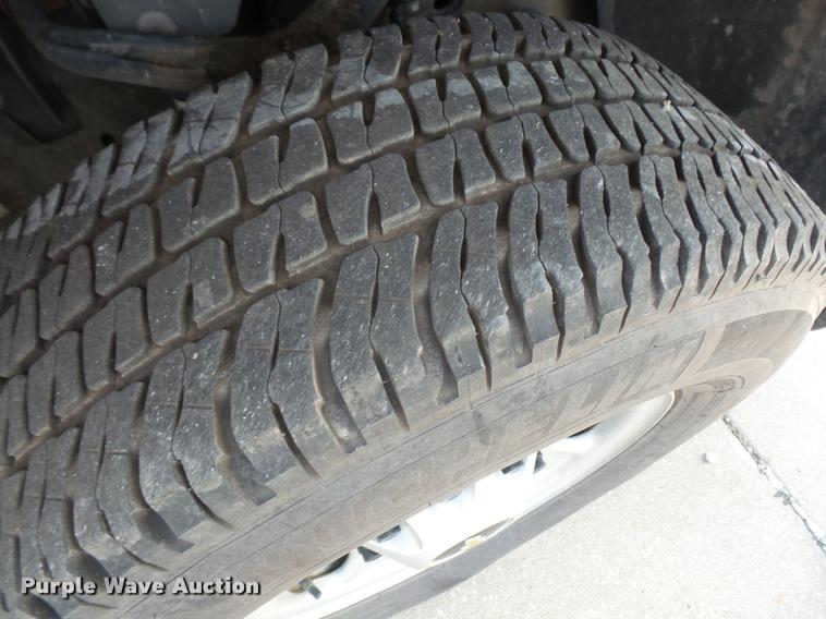 image for item DC5381 2011 Chevrolet Silverado 2500HD Crew Cab pickup truck