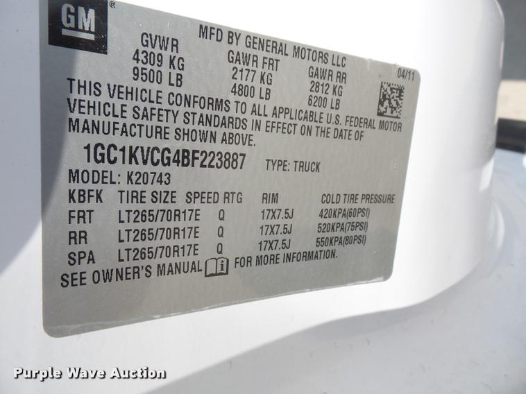 image for item DC5381 2011 Chevrolet Silverado 2500HD Crew Cab pickup truck