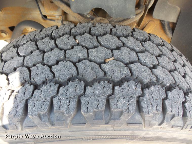 image for item DC5383 2011 Chevrolet Silverado 2500HD Crew Cab pickup truck