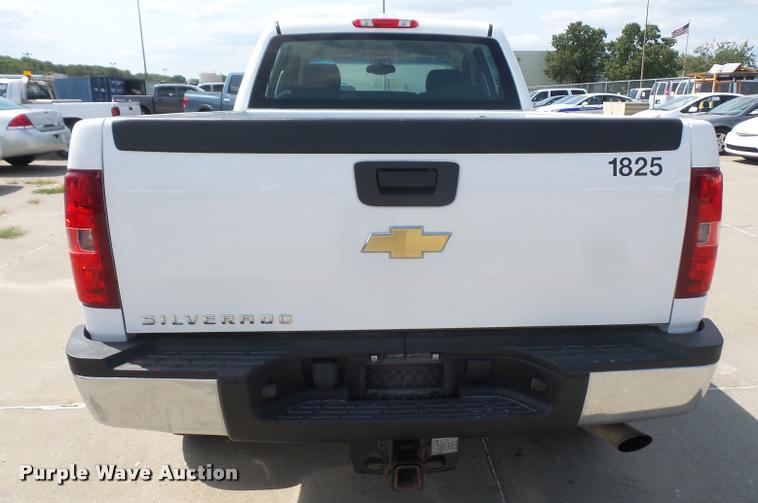 image for item DC5384 2011 Chevrolet Silverado 2500HD Crew Cab pickup truck