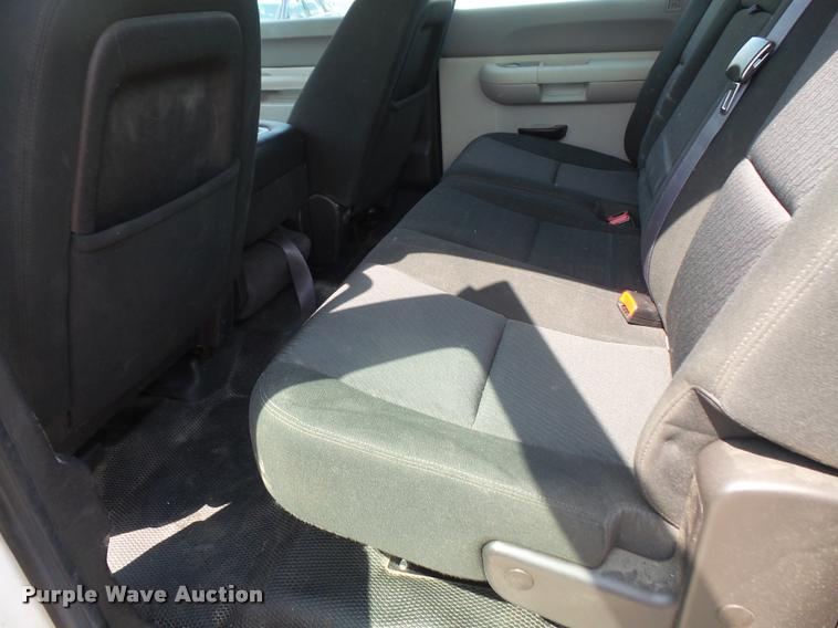 image for item DC5384 2011 Chevrolet Silverado 2500HD Crew Cab pickup truck