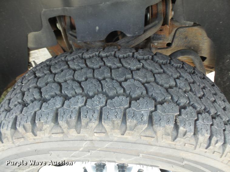 image for item DC5384 2011 Chevrolet Silverado 2500HD Crew Cab pickup truck