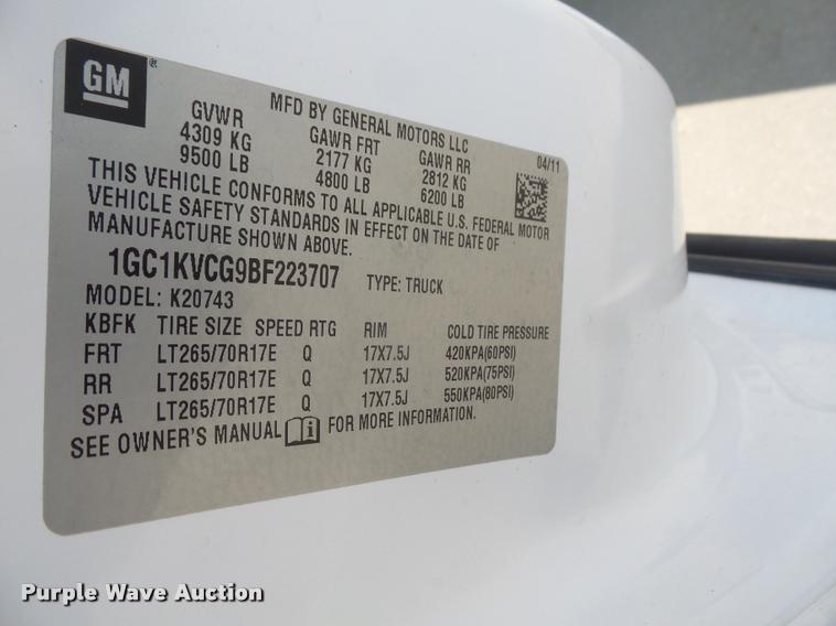 image for item DC5384 2011 Chevrolet Silverado 2500HD Crew Cab pickup truck