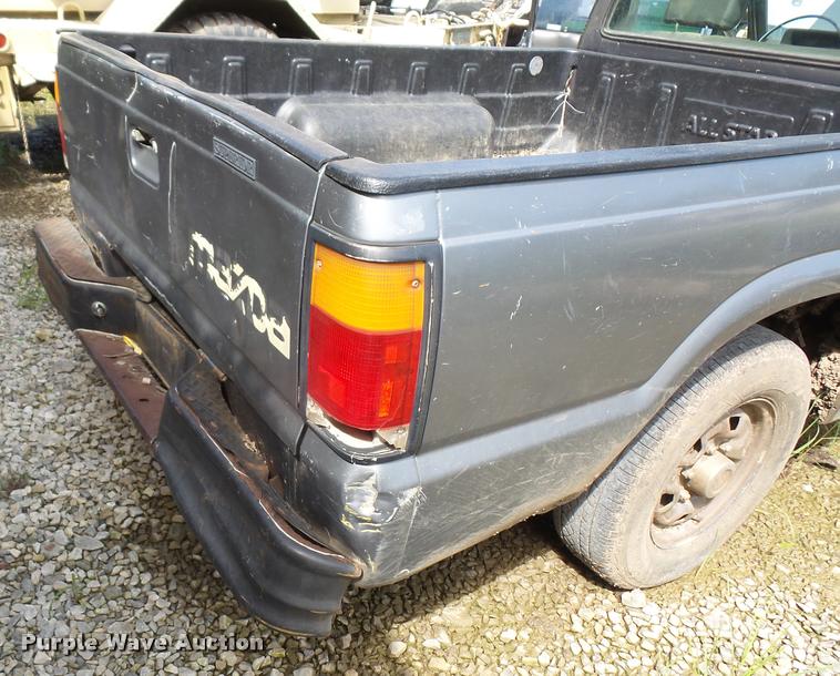 image for item DC5402 1993 Mazda B2200 pickup truck