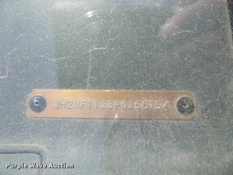 image for item DC5402 1993 Mazda B2200 pickup truck