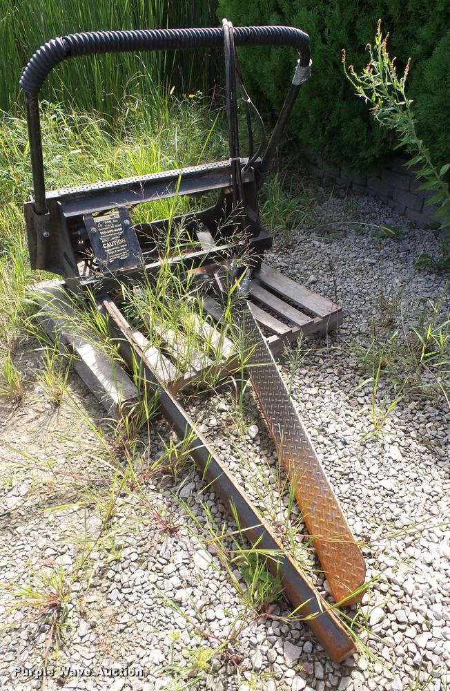 image for item DC5404 Nursey Jaws skid steer attachment