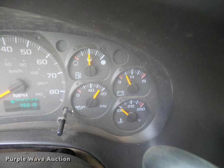 image for item DC5407 2007 Chevrolet C4500 Crew Cab flatbed truck