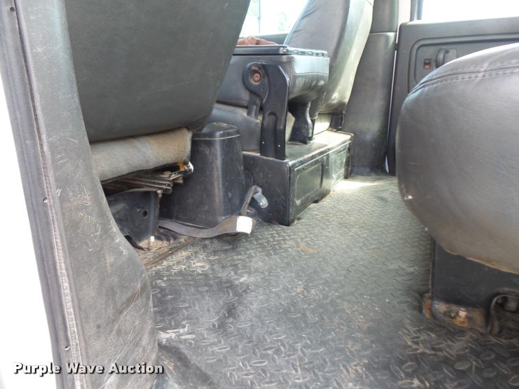 image for item DC5407 2007 Chevrolet C4500 Crew Cab flatbed truck