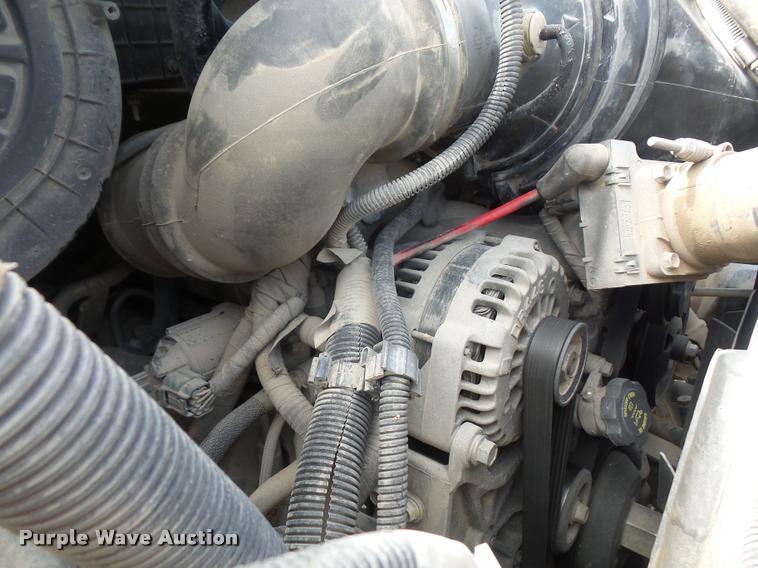 image for item DC5407 2007 Chevrolet C4500 Crew Cab flatbed truck