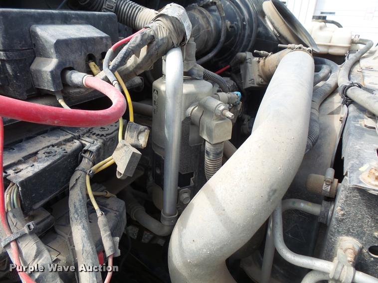 image for item DC5407 2007 Chevrolet C4500 Crew Cab flatbed truck