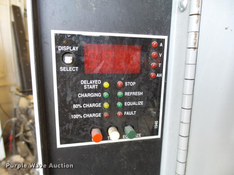 image for item DC6432 (4) battery chargers