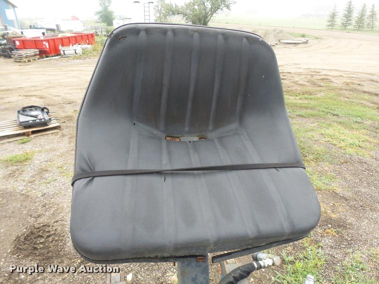 image for item DC6434 Bobcat 8811 backhoe attachment