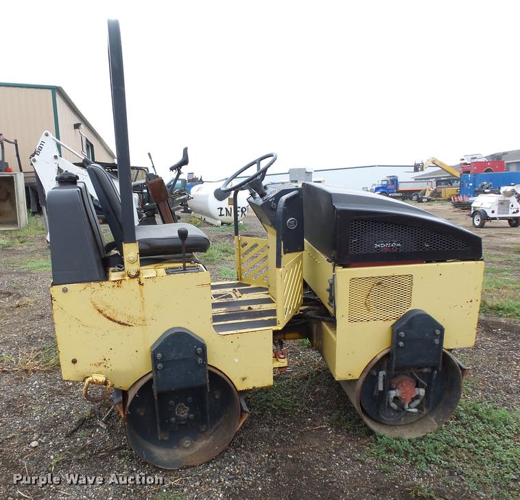 image for item DC6440 Bomag DDR3100 double drum vibratory roller