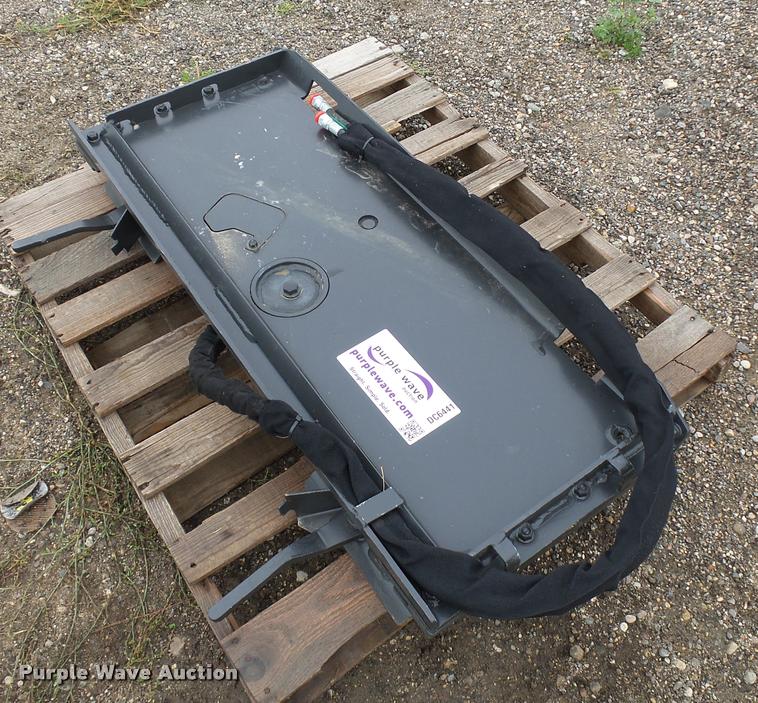 image for item DC6441 Bobcat Tilt-Tatch