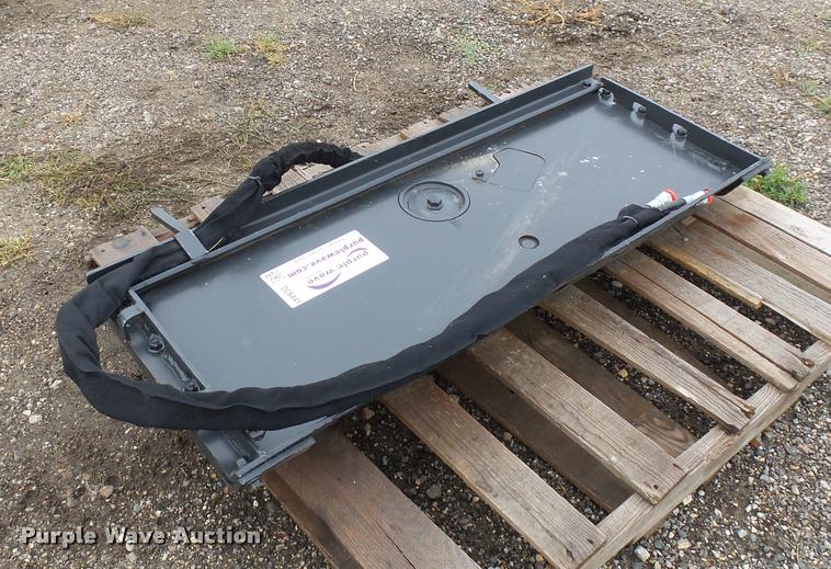 image for item DC6441 Bobcat Tilt-Tatch