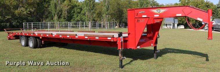 image for item DD0168 2016 H&H flatbed trailer