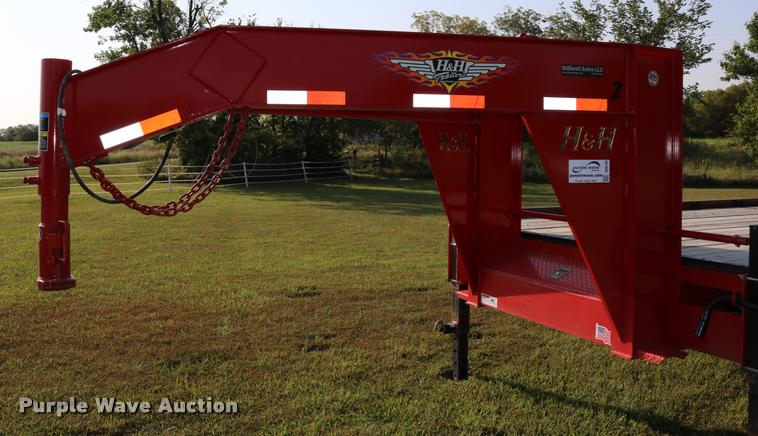 image for item DD0168 2016 H&H flatbed trailer