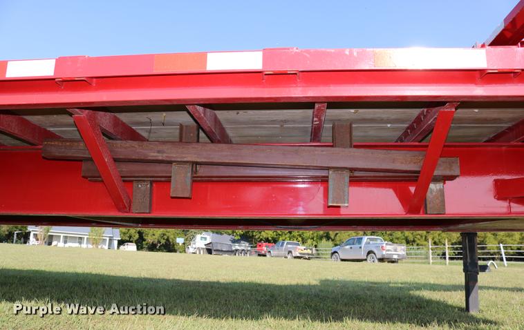 image for item DD0168 2016 H&H flatbed trailer