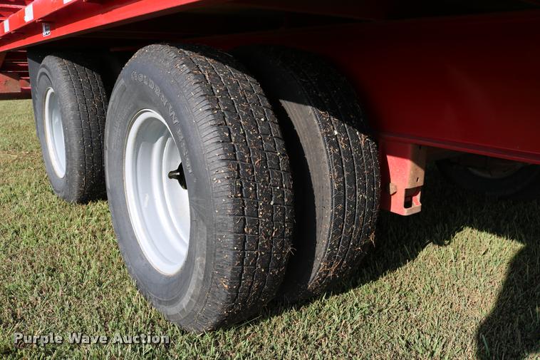 image for item DD0168 2016 H&H flatbed trailer