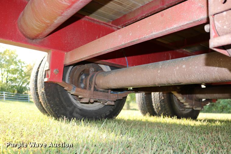 image for item DD0168 2016 H&H flatbed trailer