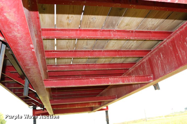 image for item DD0168 2016 H&H flatbed trailer