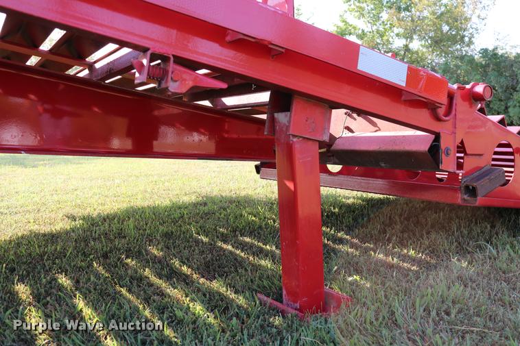 image for item DD0168 2016 H&H flatbed trailer