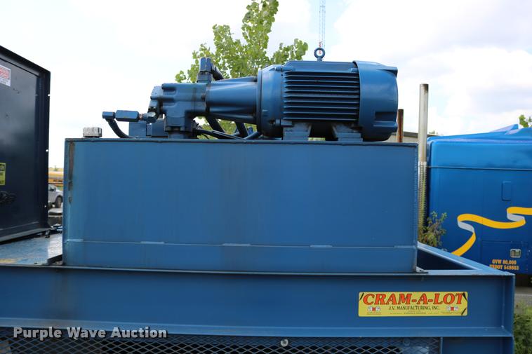 image for item DD0180 1995 Cram-A-Lot HX72 cardboard baler