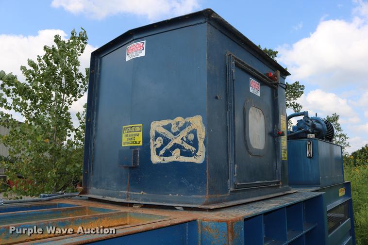 image for item DD0180 1995 Cram-A-Lot HX72 cardboard baler