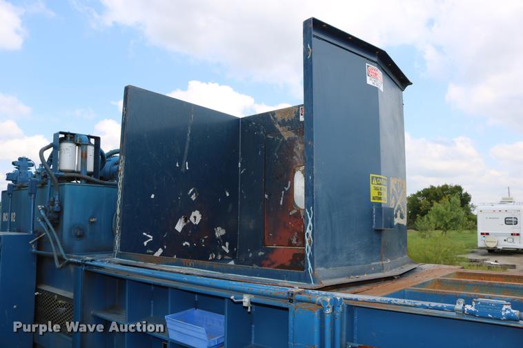 image for item DD0180 1995 Cram-A-Lot HX72 cardboard baler