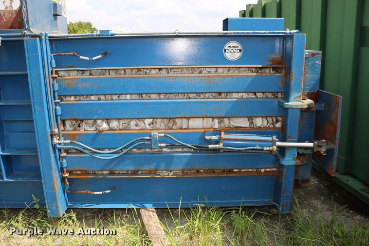 image for item DD0180 1995 Cram-A-Lot HX72 cardboard baler